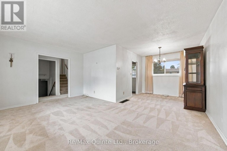 51 KELLER DRIVE, Belleville (Belleville Ward), Ontario, K8P4B6