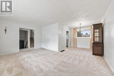 51 KELLER DRIVE Belleville (Belleville Ward) Ontario photo 10