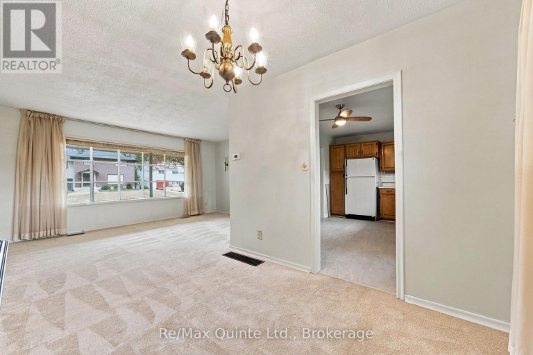 51 KELLER DRIVE, Belleville (Belleville Ward), Ontario, K8P4B6
