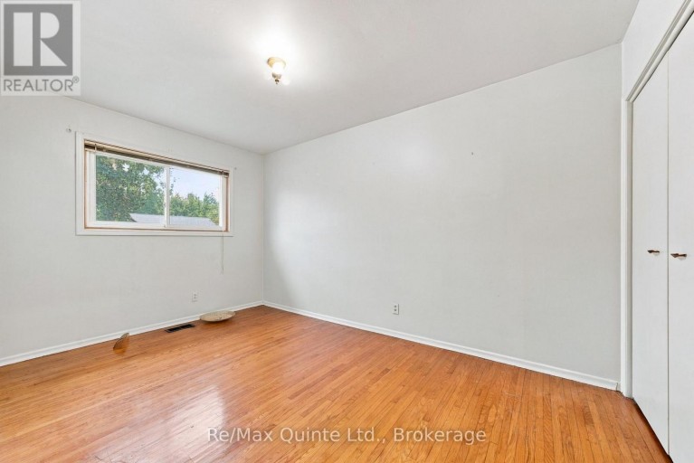 51 KELLER DRIVE, Belleville (Belleville Ward), Ontario, K8P4B6