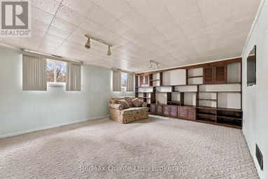 51 KELLER DRIVE Belleville (Belleville Ward) Ontario photo 31
