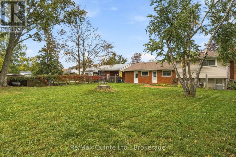 51 KELLER DRIVE, Belleville (Belleville Ward), Ontario, K8P4B6