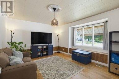 3 PARKSIDE DRIVE St. Thomas Ontario photo 1