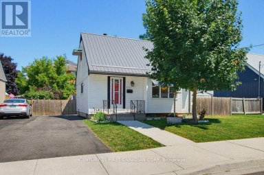 3 PARKSIDE DRIVE St. Thomas Ontario photo 5