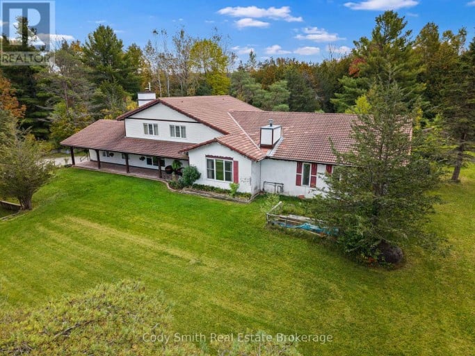 2080 SANDHILL ROAD, Tay, Ontario, L0K2C0