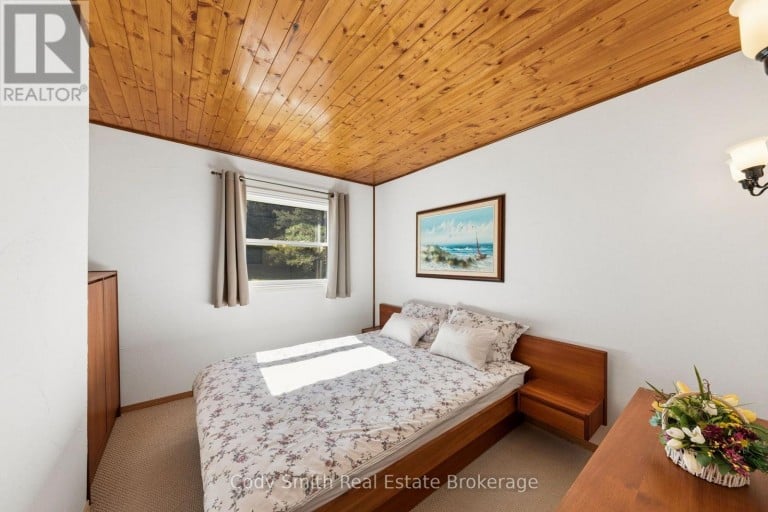 2080 SANDHILL ROAD, Tay, Ontario, L0K2C0