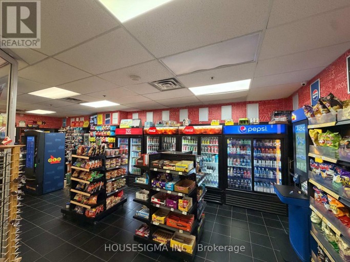 M211 - 777 BAY STREET, Toronto (Bay Street Corridor), Ontario, M5G2C8