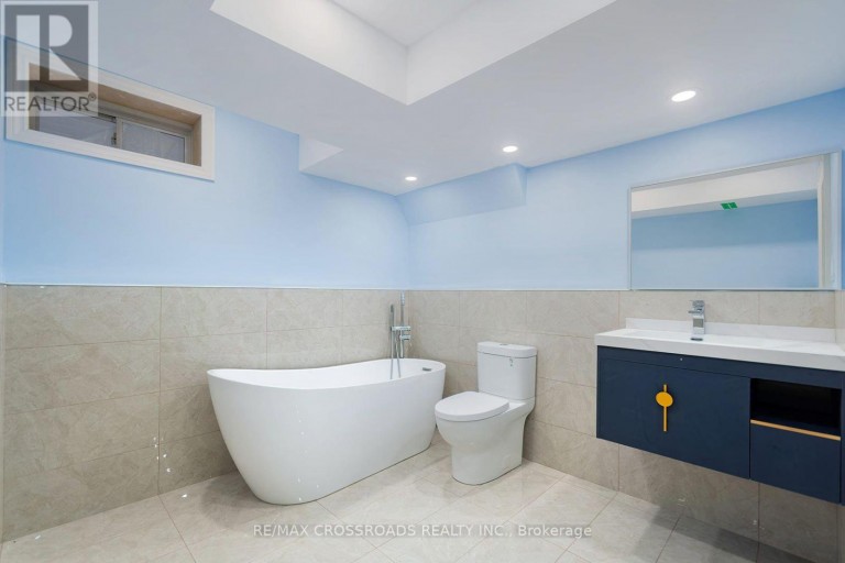1897 PASSIONFRUIT GROVE, Pickering, Ontario, L1Y0B4