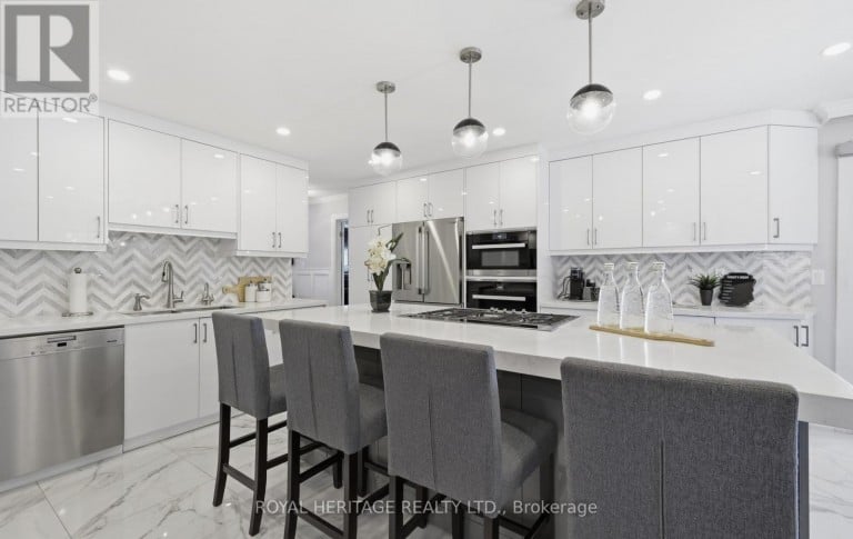 7 KIMBARK CRESCENT, Markham (Milliken Mills East), Ontario, L3R8P7