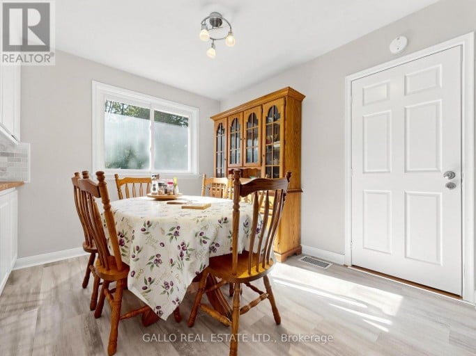 340 BOYER STREET, Whitchurch-Stouffville (Stouffville), Ontario, L4A7V9