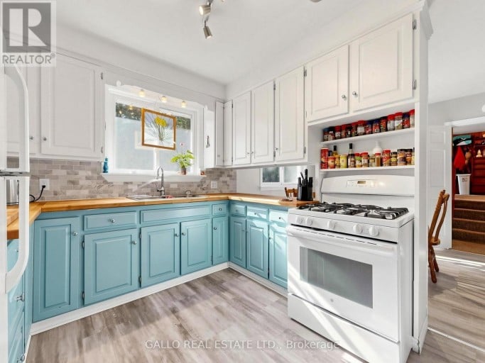 340 BOYER STREET, Whitchurch-Stouffville (Stouffville), Ontario, L4A7V9