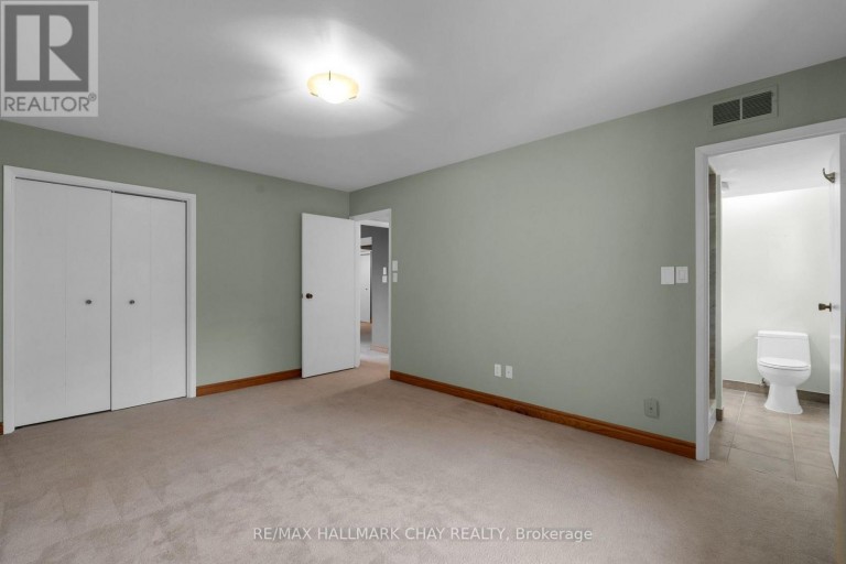 312 - 1102 HORSESHOE VALLEY ROAD W, Oro-Medonte (Horseshoe Valley), Ontario, L4M4Y8