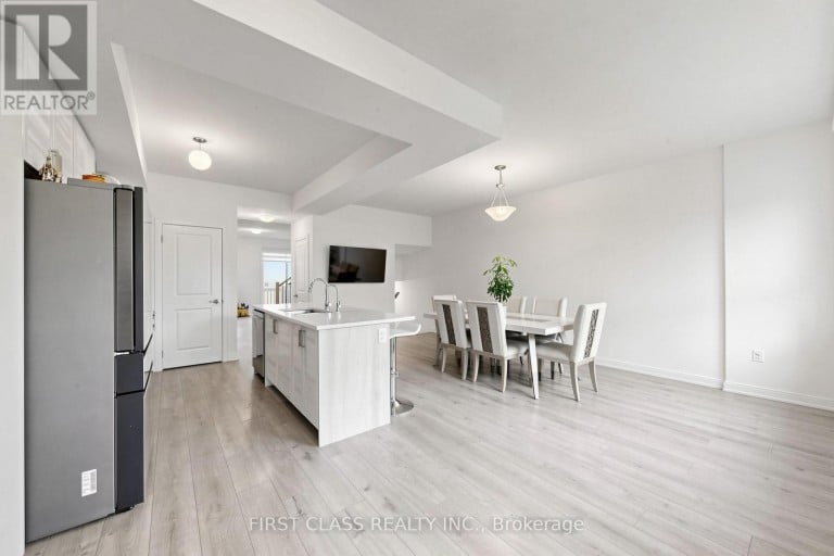 55 RED MAPLE LANE, Barrie (Innis-Shore), Ontario, L9J0N8