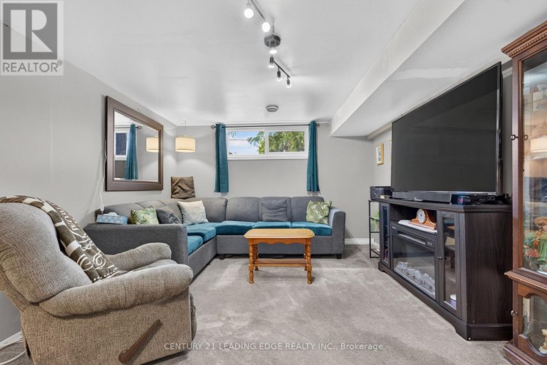248 VICTORIA AVENUE N, Kawartha Lakes (Lindsay), Ontario, K9V4H1