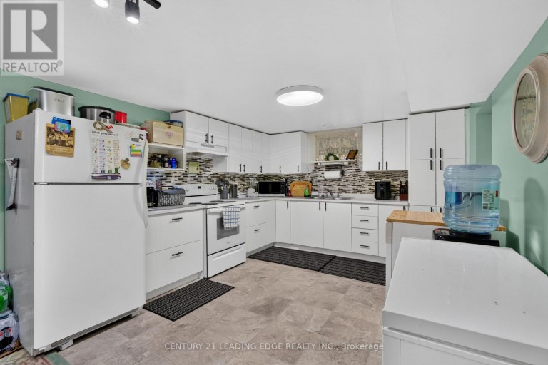 248 VICTORIA AVENUE N, Kawartha Lakes (Lindsay), Ontario, K9V4H1