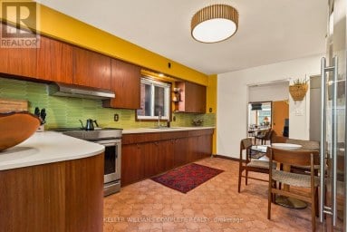 22 SPRING STREET Hamilton (Corktown) Ontario photo 19