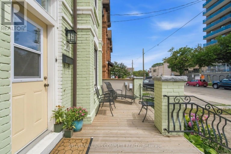 22 SPRING STREET, Hamilton (Corktown), Ontario, L8N2N9