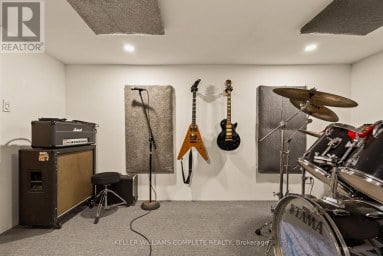 22 SPRING STREET Hamilton (Corktown) Ontario photo 41