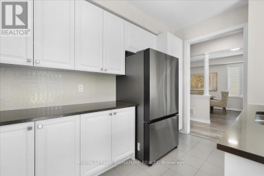 635 LEMAY GROVE Peterborough (Monaghan Ward 2) Ontario photo 10