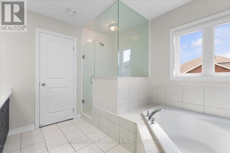 635 LEMAY GROVE, Peterborough (Monaghan Ward 2), Ontario, K9K0G9
