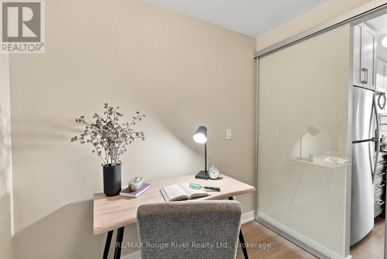 217 - 201 BROCK STREET S, Whitby (Downtown Whitby), Ontario, L1N0P8