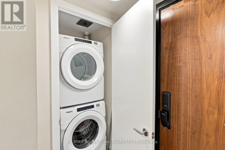 217 - 201 BROCK STREET S, Whitby (Downtown Whitby), Ontario, L1N0P8