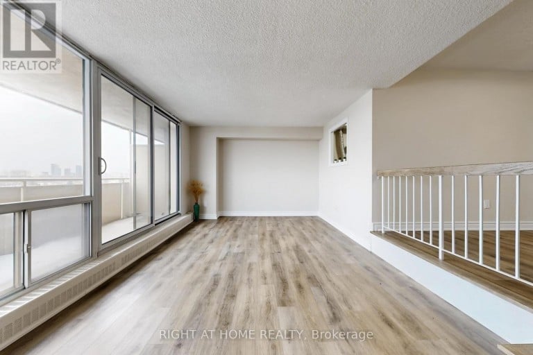702 - 1338 YORK MILLS ROAD, Toronto (Parkwoods-Donalda), Ontario, M3A3M3