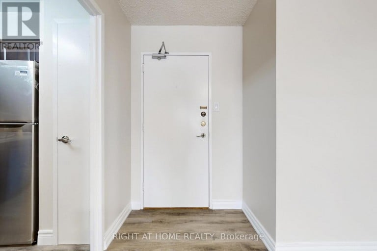 702 - 1338 YORK MILLS ROAD, Toronto (Parkwoods-Donalda), Ontario, M3A3M3