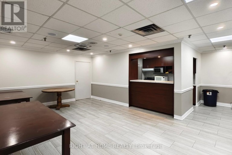 702 - 1338 YORK MILLS ROAD, Toronto (Parkwoods-Donalda), Ontario, M3A3M3
