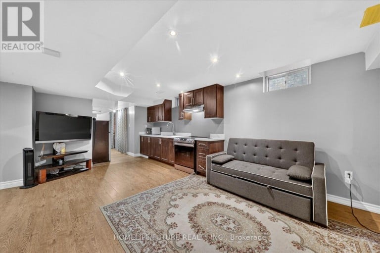 361 STROUDS LANE, Pickering (Highbush), Ontario, L1V7J2