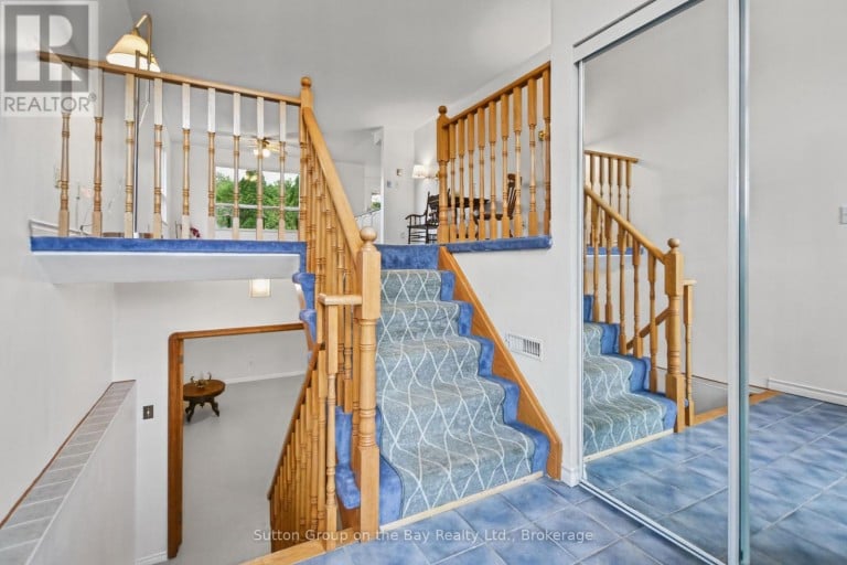 77 FERNBROOK DRIVE, Wasaga Beach, Ontario, L9Z1G5