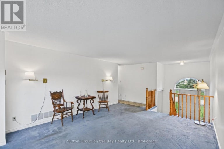 77 FERNBROOK DRIVE, Wasaga Beach, Ontario, L9Z1G5