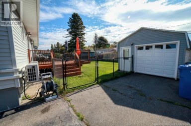 1073 Rockland Drive Bathurst New Brunswick photo 3