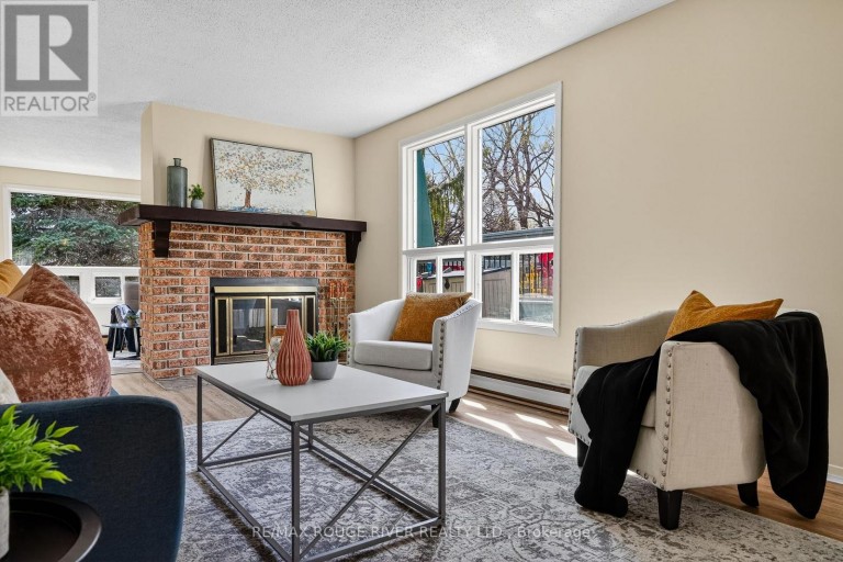22 EASTBANK ROAD, Clarington (Newcastle), Ontario, L1B1A4