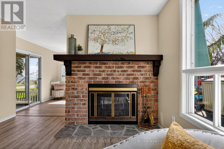 22 EASTBANK ROAD, Clarington (Newcastle), Ontario, L1B1A4