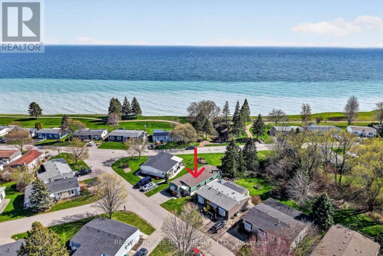 22 EASTBANK ROAD, Clarington (Newcastle), Ontario, L1B1A4