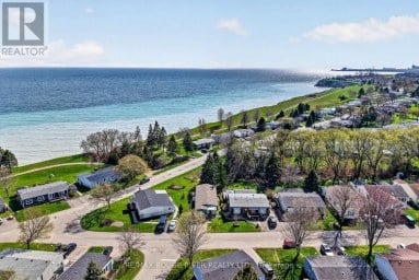 22 EASTBANK ROAD Clarington (Newcastle) Ontario photo 4