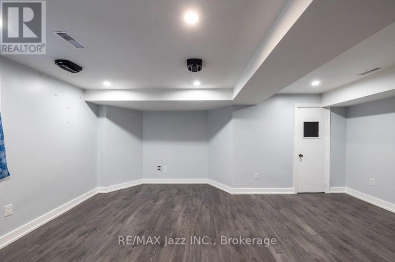 930 WHITE ASH DRIVE, Whitby (Williamsburg), Ontario, L1N7S8