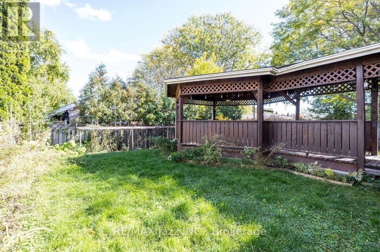 930 WHITE ASH DRIVE, Whitby (Williamsburg), Ontario, L1N7S8