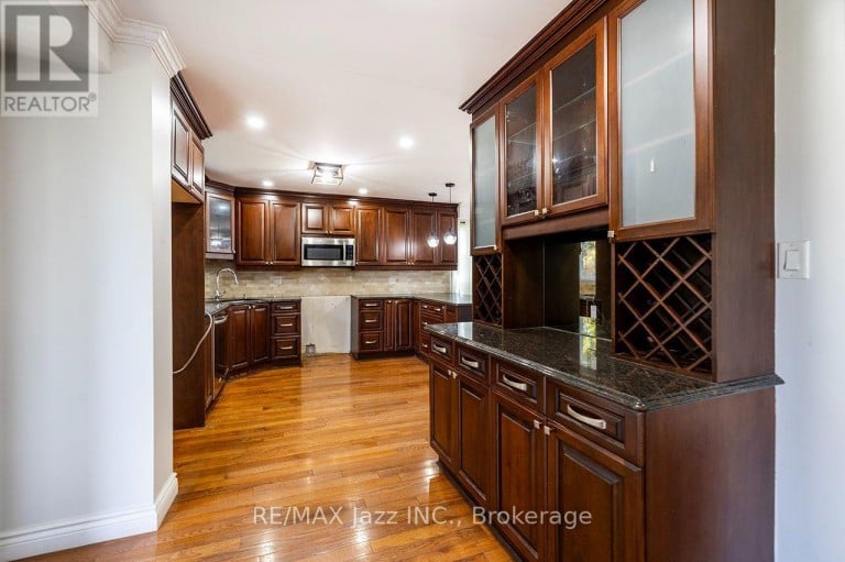 930 WHITE ASH DRIVE, Whitby (Williamsburg), Ontario, L1N7S8