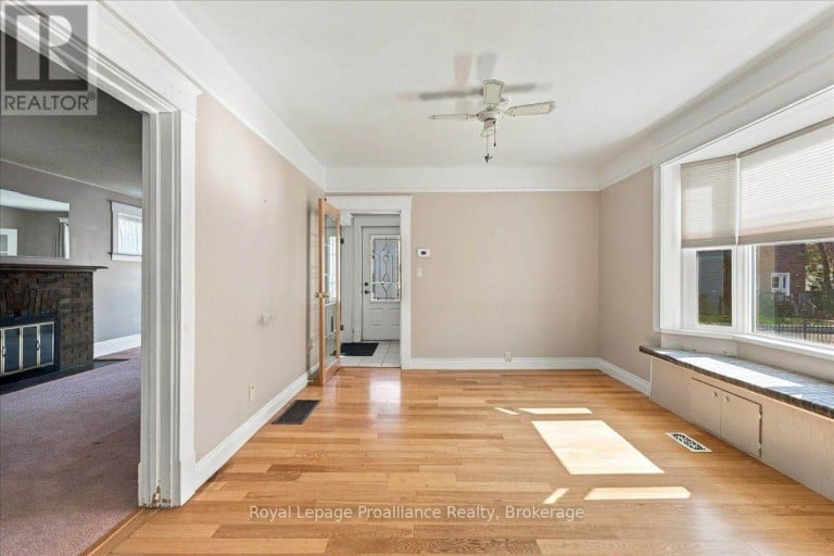 90 CHATHAM STREET, Belleville (Belleville Ward), Ontario, K8N3S6
