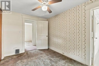 90 CHATHAM STREET Belleville (Belleville Ward) Ontario photo 31