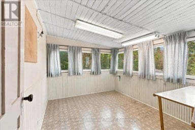 90 CHATHAM STREET Belleville (Belleville Ward) Ontario photo 32