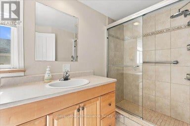 90 CHATHAM STREET Belleville (Belleville Ward) Ontario photo 36