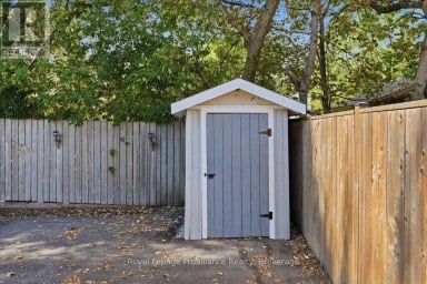 90 CHATHAM STREET Belleville (Belleville Ward) Ontario photo 41