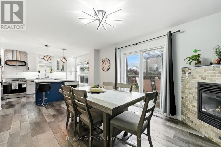 210 FARRIER CRESCENT, Peterborough (Northcrest Ward 5), Ontario, K9L0A6