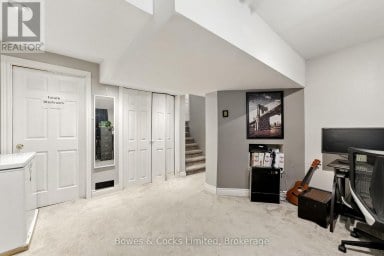 210 FARRIER CRESCENT Peterborough (Northcrest Ward 5) Ontario photo 32
