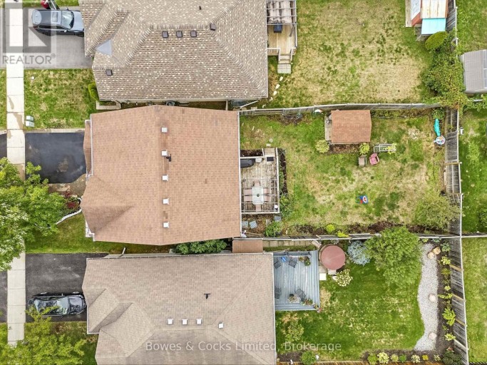 210 FARRIER CRESCENT, Peterborough (Northcrest Ward 5), Ontario, K9L0A6