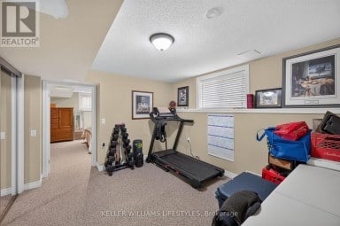 15 WINSHIP CLOSE London South (South S) Ontario photo 40