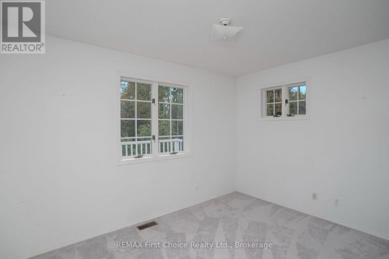 2086 GRANITE ROAD, Thunder Bay (McIntyre South), Ontario, P7G1M4